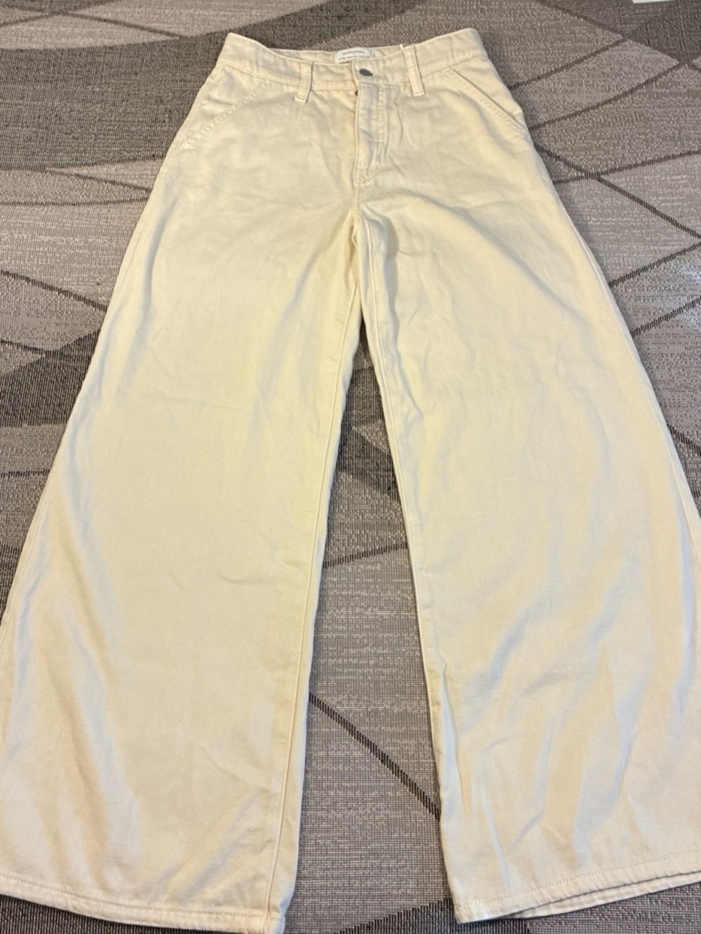 Banana Republic Wide Leg Jeans in Light Cream